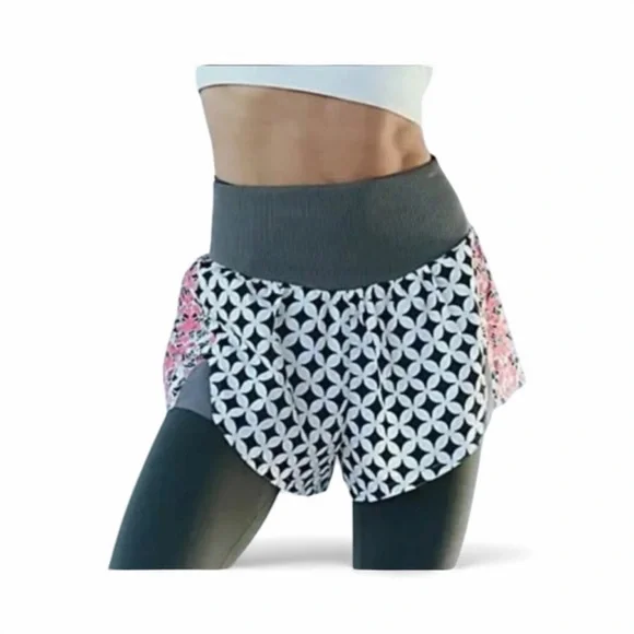 Free People movement Carpe Diem printed, floral shorts, NWT - Picture 2 of 6